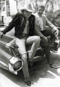 Dwight Yoakum, Buck Owens, 1988 LA.jpg